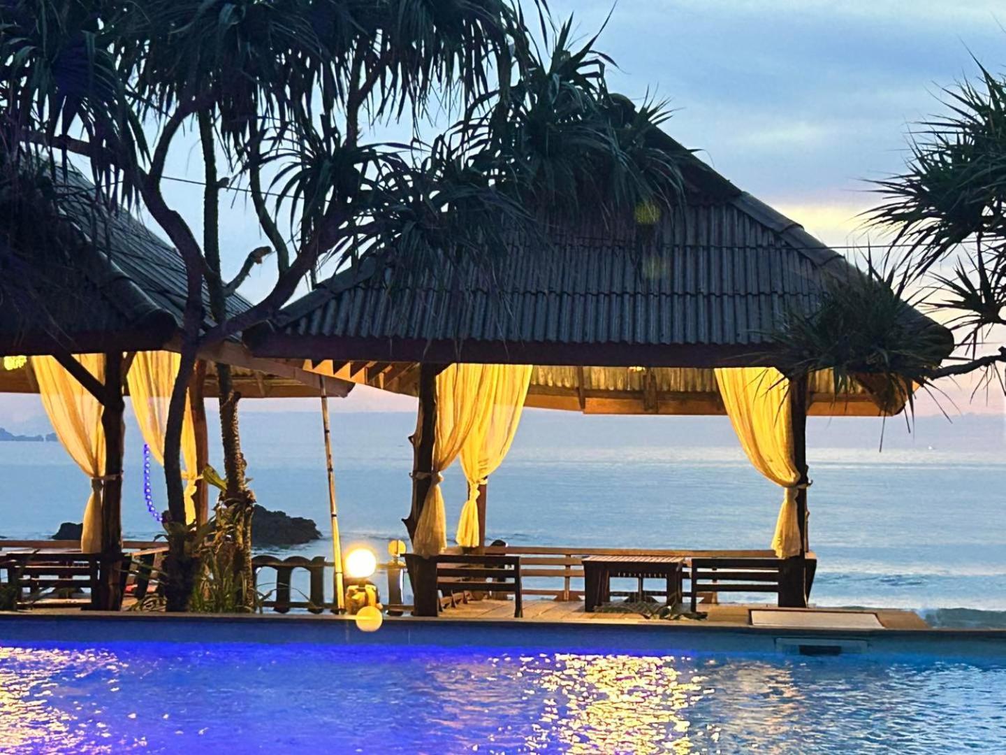 Lanta Miami Resort - Sha Extra Plus Koh Lanta Exterior photo