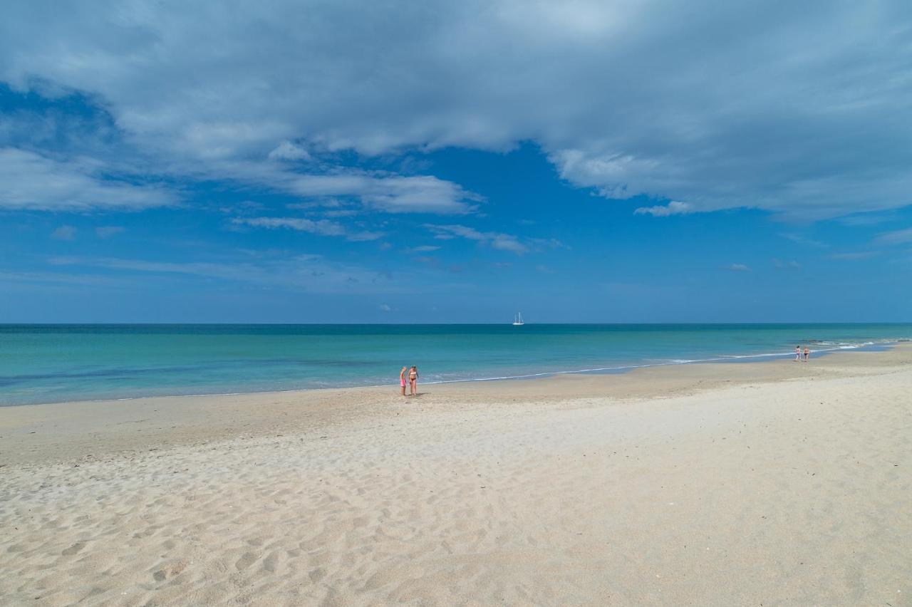 Lanta Miami Resort - Sha Extra Plus Koh Lanta Exterior photo